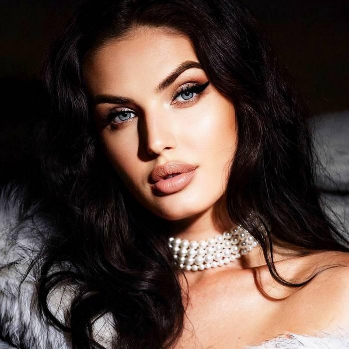 beautiful girlfriend Elena, 28 yrs.old from Kyiv, Ukraine