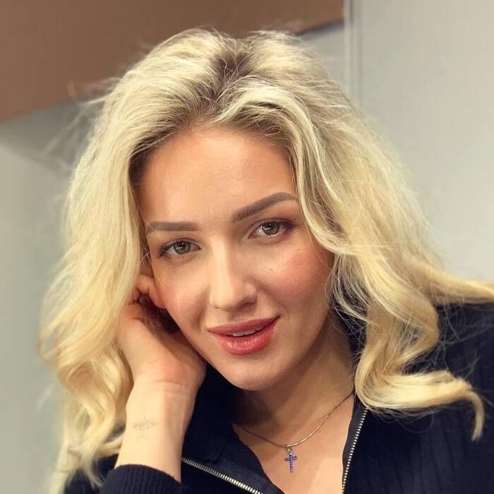 Hot girlfriend Karina, 28 yrs.old from Kiev, Ukraine