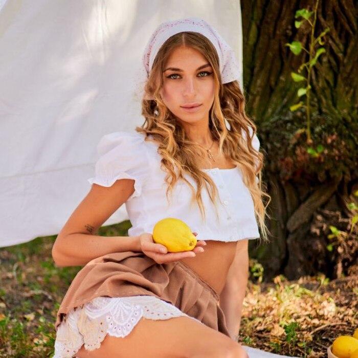 Beautiful bride Yana, 34 yrs.old from Kremenchuk, Ukraine