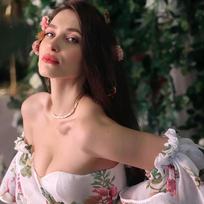 Charming bride Natalia, 36 yrs.old from Kyiv, Ukraine Charming bride Natalia, 36 yrs.old from Kyiv, Ukraine