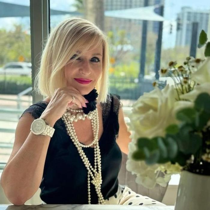 beautiful lady Olga, 53 yrs.old from Miami, United States