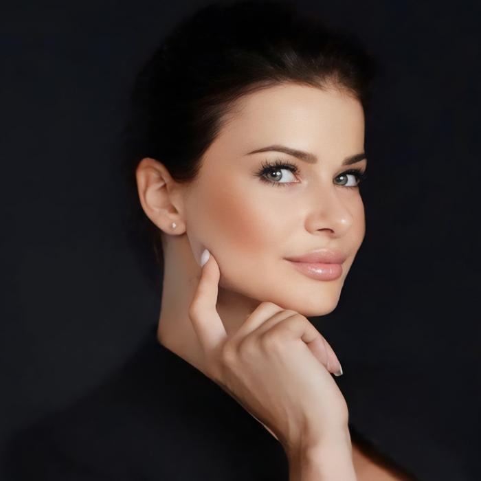 Pretty girlfriend Anna, 37 yrs.old from Zaporozhye, Ukraine