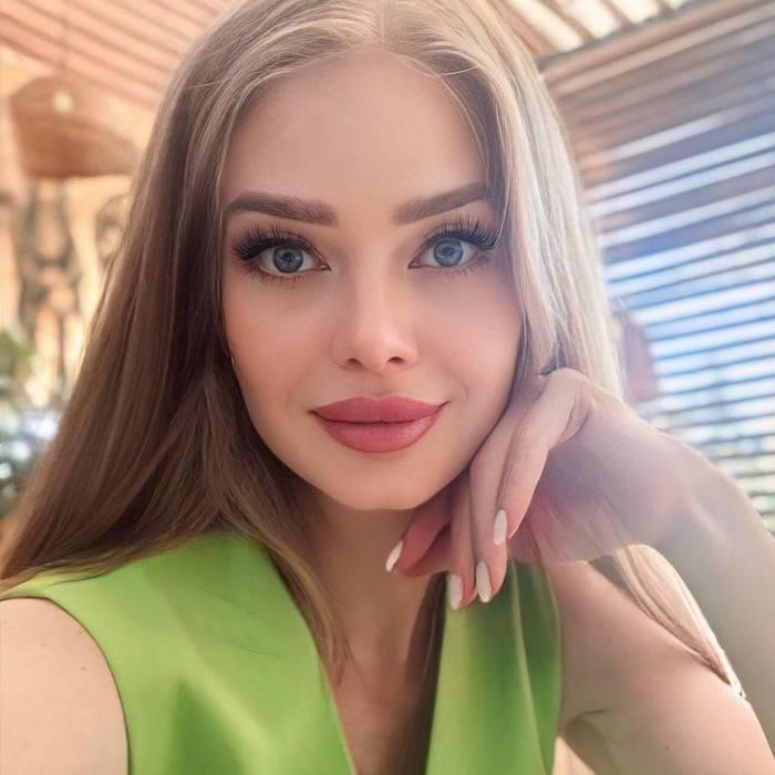 Pretty bride Oksana, 42 yrs.old from Kharkov, Ukraine