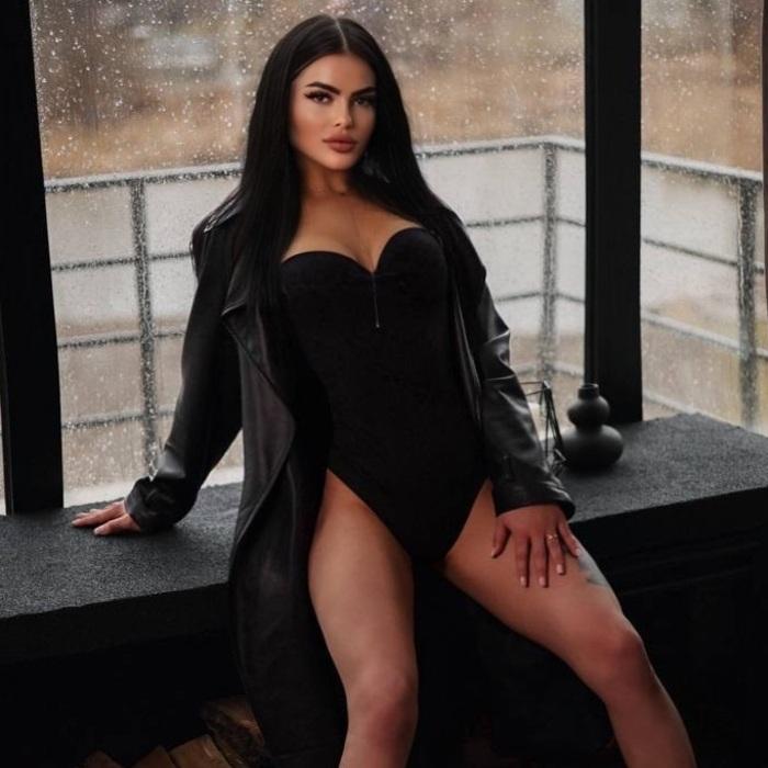 Nice mail order bride Elena, 25 yrs.old from Kiev, Ukraine