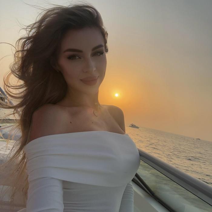 Charming pen pal Elena, 21 yrs.old from Kharkov, Ukraine