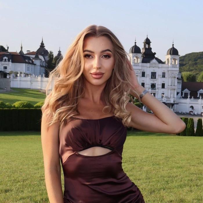 Charming pen pal Julia, 27 yrs.old from Lviv, Ukraine Charming pen pal Julia, 27 yrs.old from Lviv, Ukraine