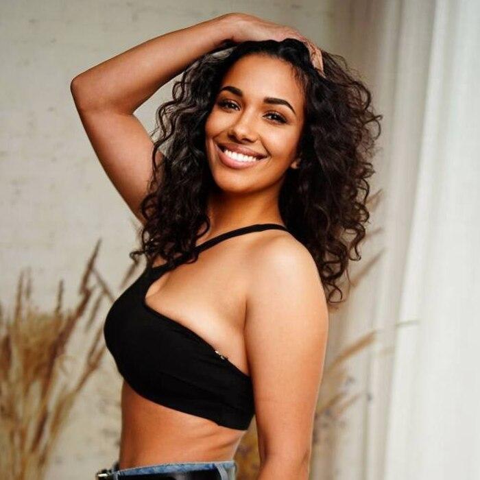 Gorgeous girlfriend Ganira, 35 yrs.old from Kiev, Ukraine