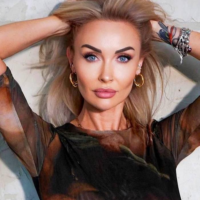 Amazing wife Yuliya, 41 yrs.old from Ivano- Frankovsk, Ukraine