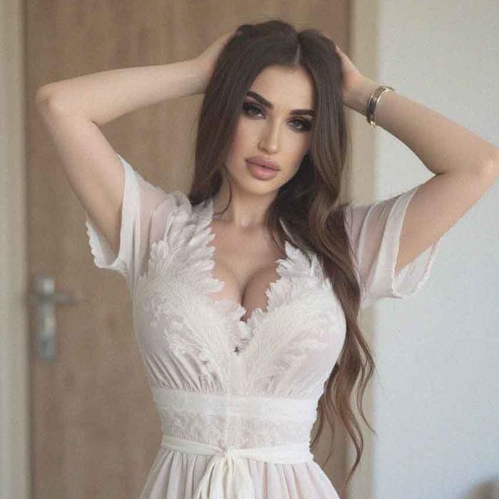 Hot lady Siuzanna, 24 yrs.old from Kiev, Ukraine