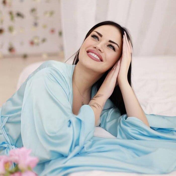 hot wife Marina, 29 yrs.old from Horishniy Plavn, Ukraine