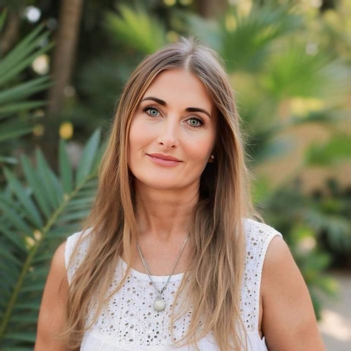 Pretty miss Alla, 59 yrs.old from Cherkasy, Ukraine