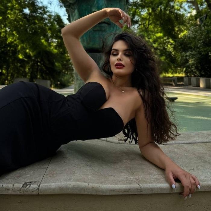 Charming wife Anna, 24 yrs.old from Hague, Netherlands