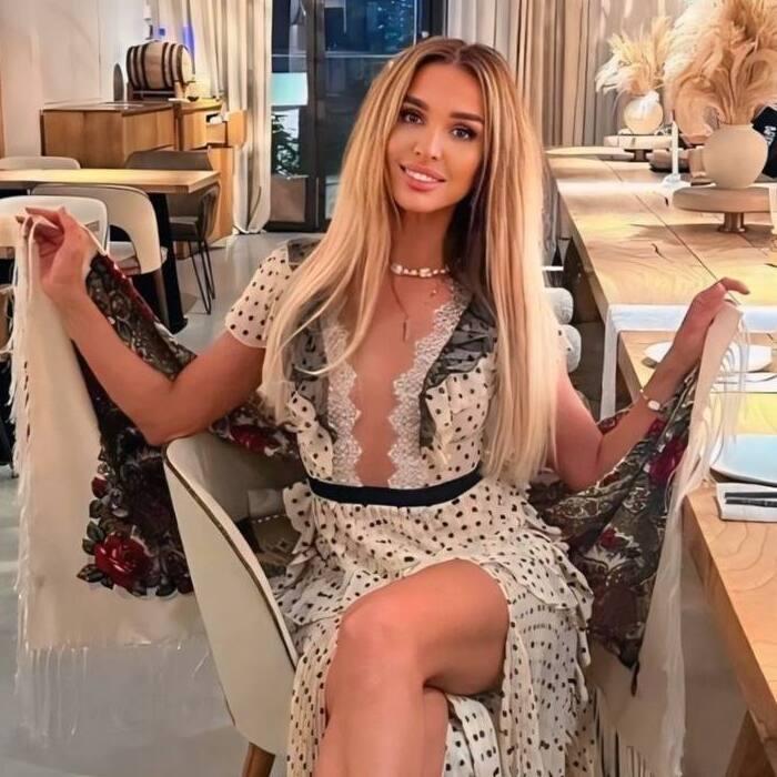 Charming lady Julia, 38 yrs.old from Dubai, United Arab Emirates