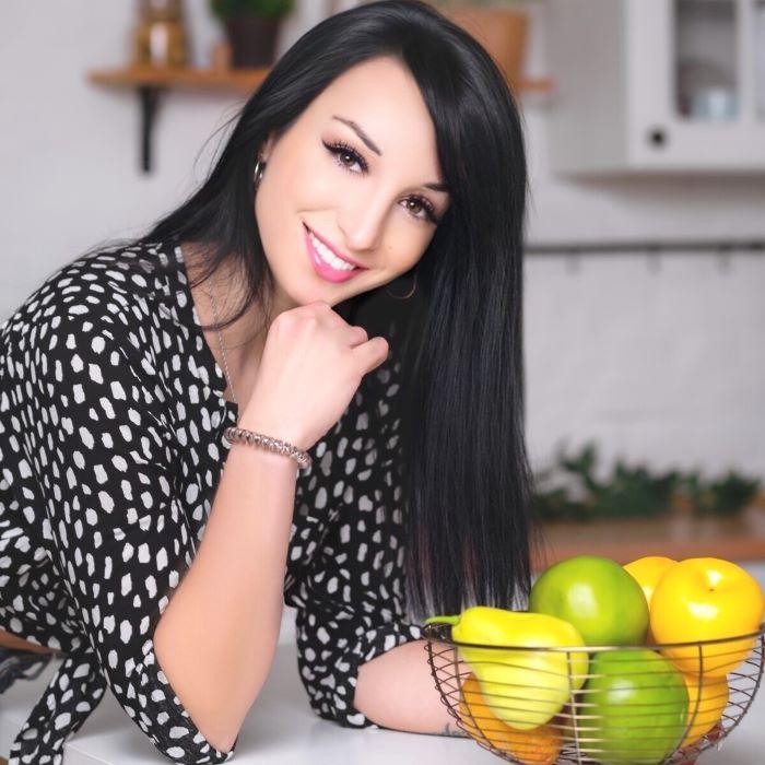 Charming lady Alyona, 30 yrs.old from Zaporizhia, Ukraine Charming lady Alyona, 30 yrs.old from Zaporizhia, Ukraine