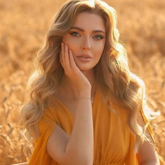 Charming miss Alena, 33 yrs.old from Praga, Czech Republic Charming miss Alena, 33 yrs.old from Praga, Czech Republic