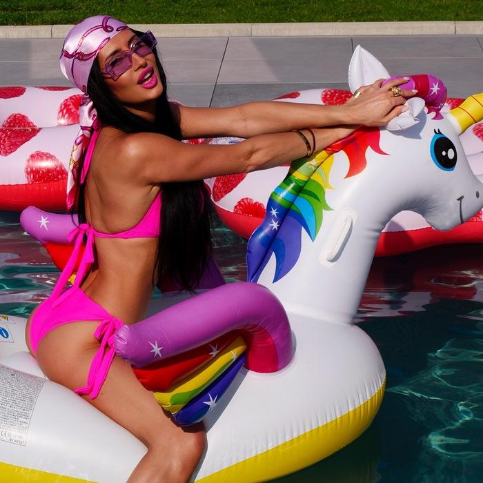 Single lady Julia, 34 yrs.old from Strasbourg, France