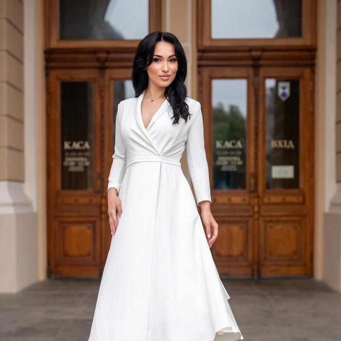 Single miss Elena, 41 yrs.old from Dnipro, Ukraine