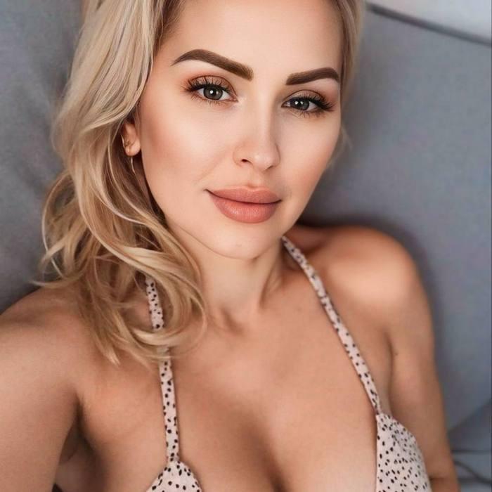 Gorgeous pen pal Eva, 50 yrs.old from Lvov, Ukraine Gorgeous pen pal Eva, 50 yrs.old from Lvov, Ukraine