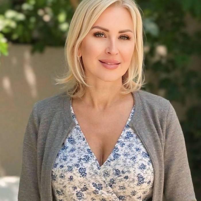 Single woman Eva, 50 yrs.old from Lvov, Ukraine Single woman Eva, 50 yrs.old from Lvov, Ukraine