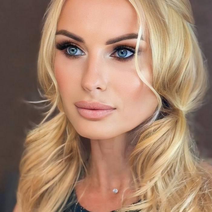 Charming girlfriend Oksana, 46 yrs.old from Krivoy Rog, Ukraine