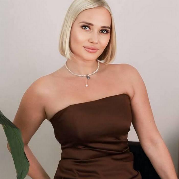 Charming woman Daryna, 42 yrs.old from Kiev, Ukraine