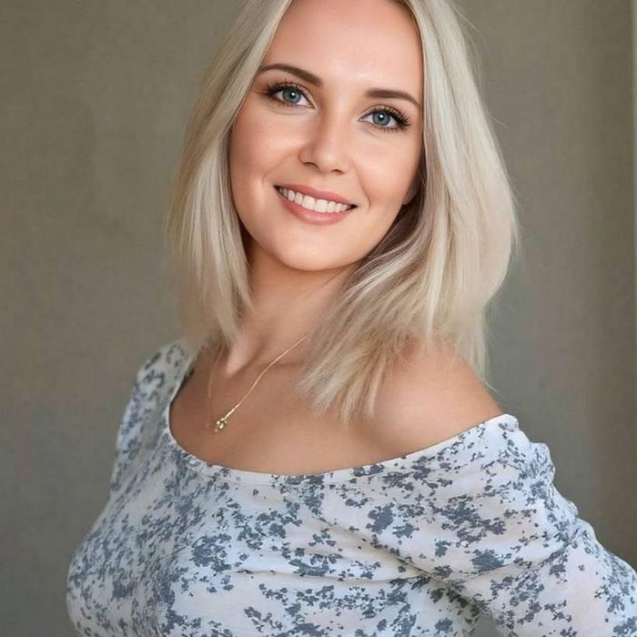 Amazing girlfriend Anna, 45 yrs.old from Odessa, Ukraine