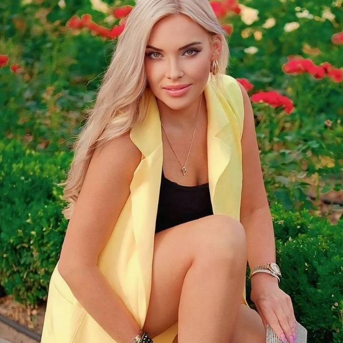 Single girlfriend Olga, 48 yrs.old from Truskavec, Ukraine