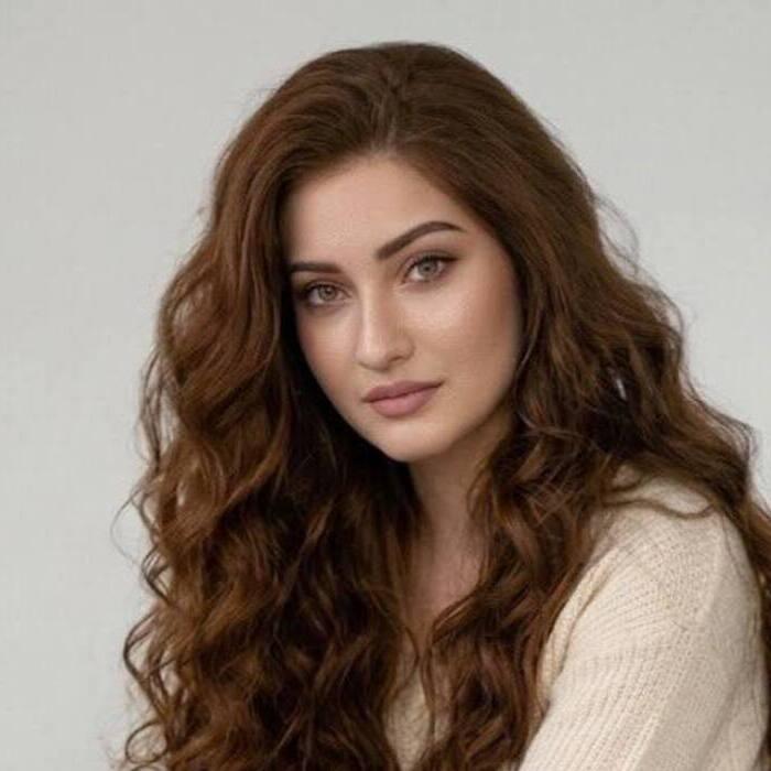 Single girlfriend Alina, 29 yrs.old from Eastern Europe