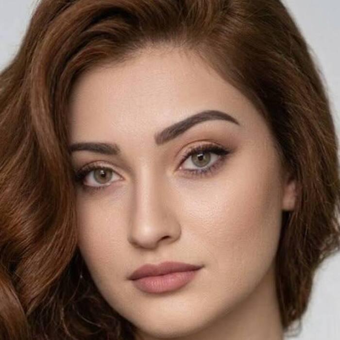 Gorgeous girl Alina, 29 yrs.old from Eastern Europe