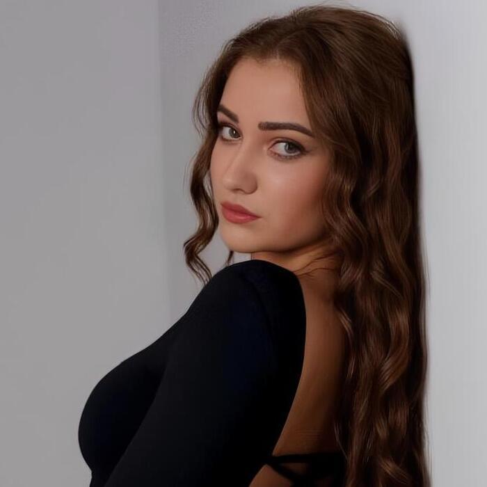 Gorgeous girl Alina, 28 yrs.old from Eastern Europe