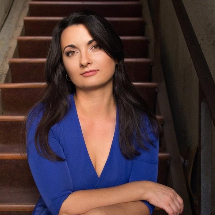 Gorgeous woman Anna, 42 yrs.old from Eastern Europe