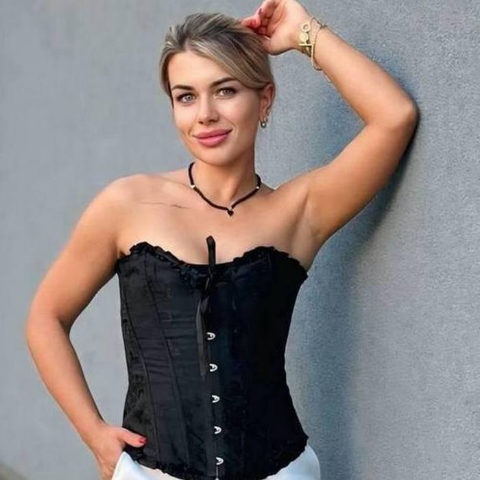 Beautiful bride Tetiana, 33 yrs.old from Zviagel, Ukraine