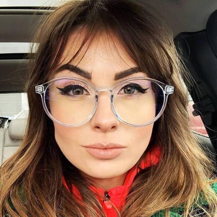 Pretty girlfriend Hanna, 40 yrs.old from Kiev, Ukraine