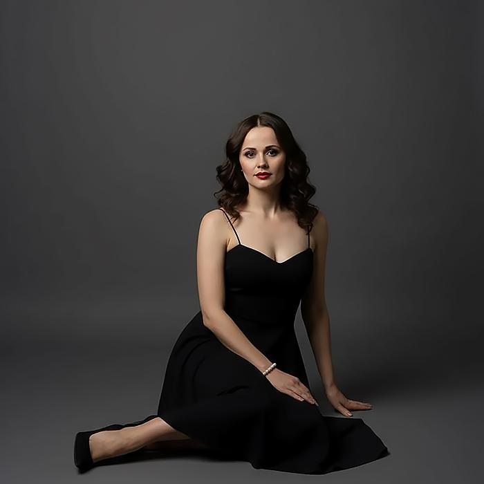 Beautiful miss Aleksandra, 42 yrs.old from Eastern Europe