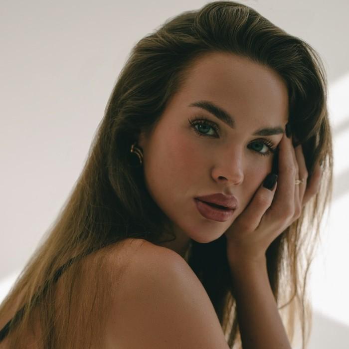 Beautiful wife Valeriya, 26 yrs.old from Eastern Europe