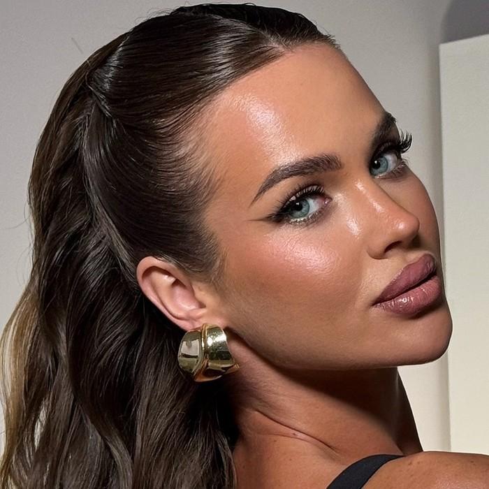 Single woman Valeriya, 26 yrs.old from Eastern Europe