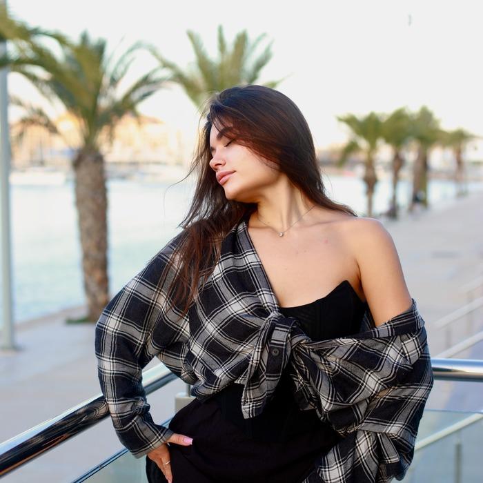 Pretty wife Svetlana, 21 yrs.old from Alicante, Spain Pretty wife Svetlana, 21 yrs.old from Alicante, Spain