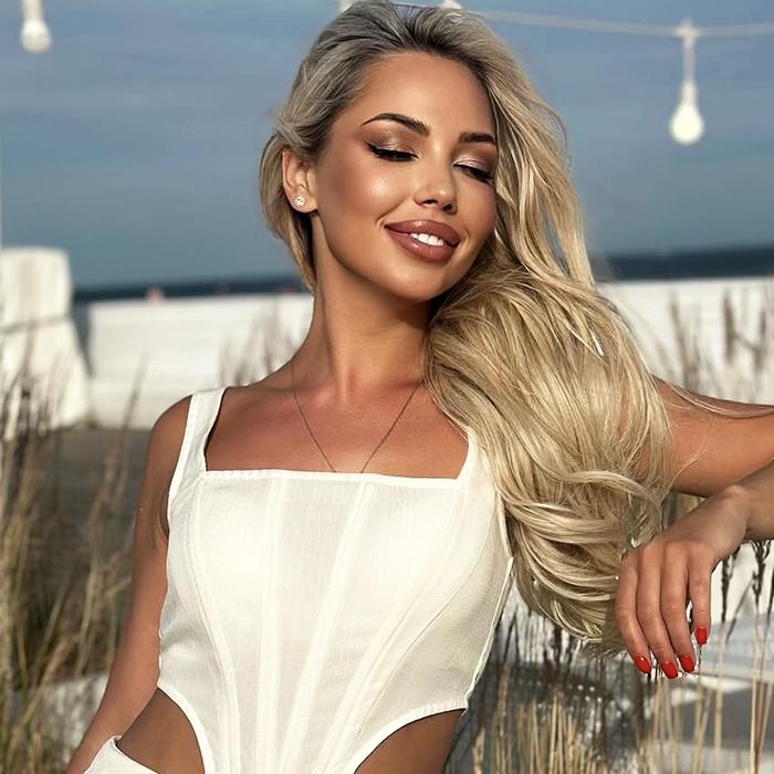 Gorgeous wife Inna, 30 yrs.old from Mykolaiv, Ukraine