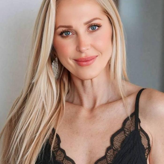 amazing girl Claudia, 48 yrs.old from Plata, Spain