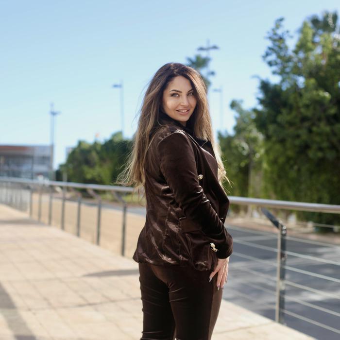 Hot wife Aziza, 44 yrs.old from Alicante, Spain