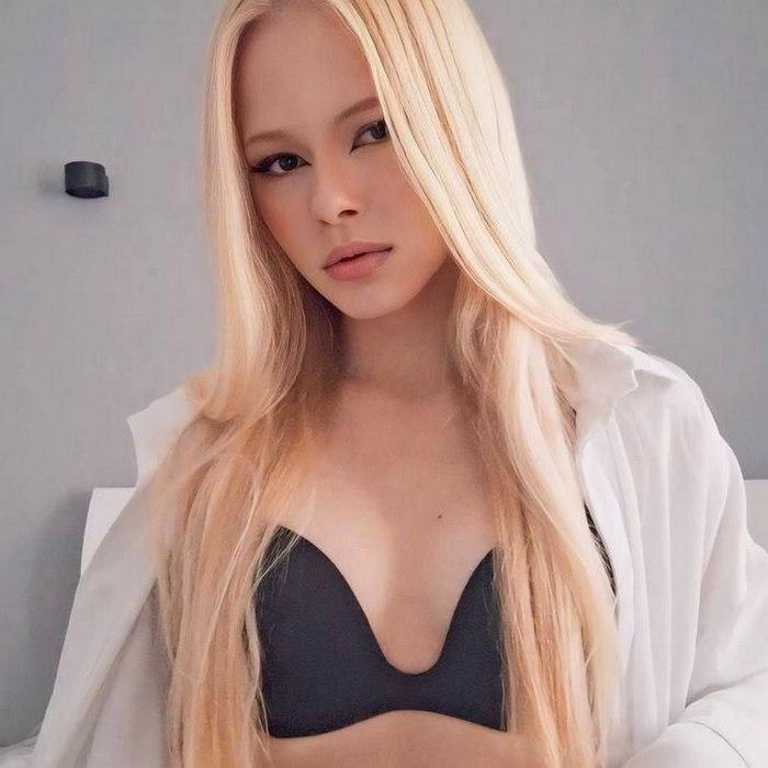 Single pen pal Roksolana, 19 yrs.old from Ivano- Frankovsk, Ukraine