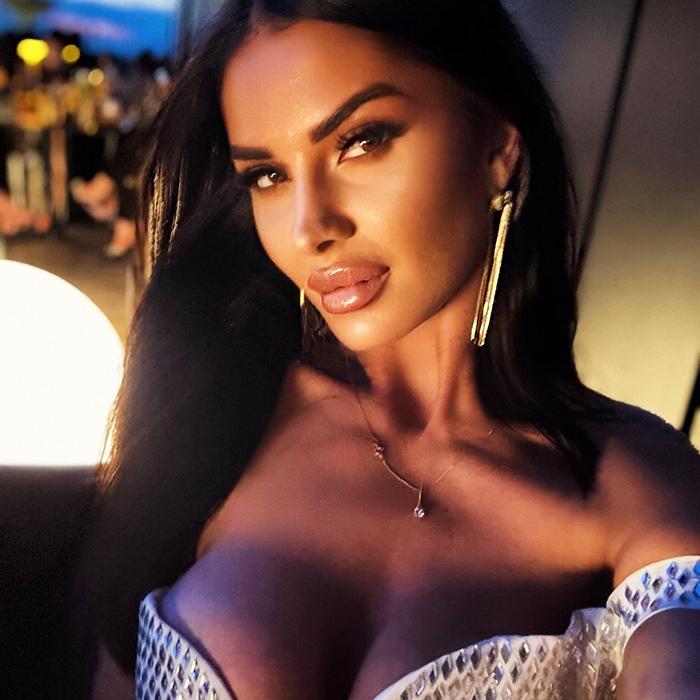 gorgeous mail order bride Olha, 32 yrs.old from Uzhhorod, Ukraine