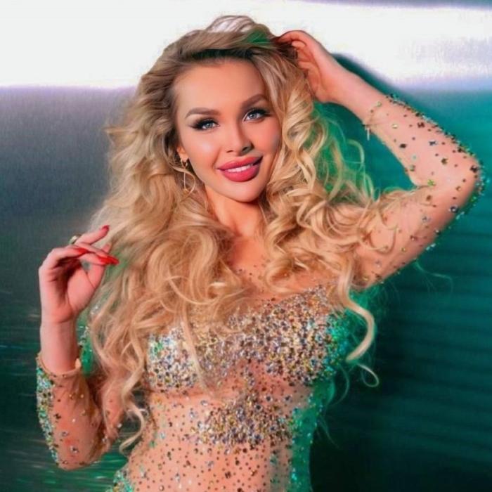 Amazing bride Victoria, 38 yrs.old from Kyiv, Ukraine