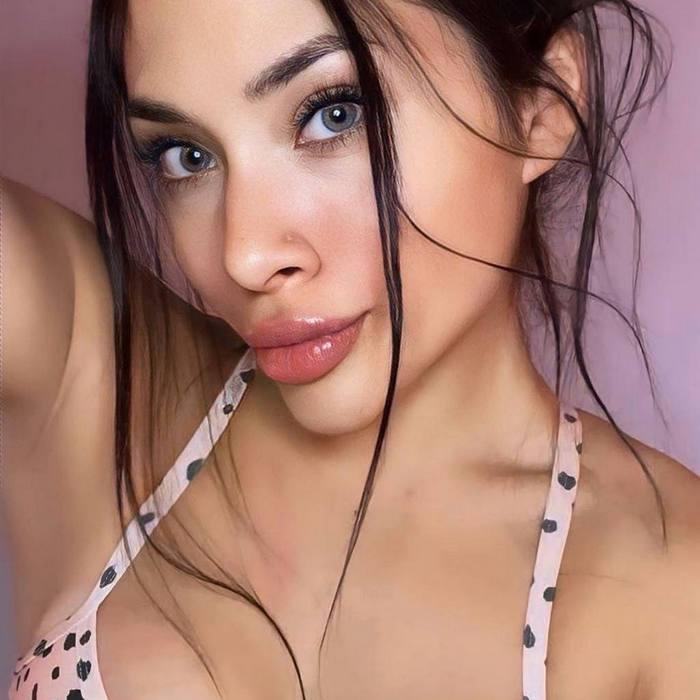 Beautiful pen pal Milagros, 25 yrs.old from Buenos Aires, Argentina