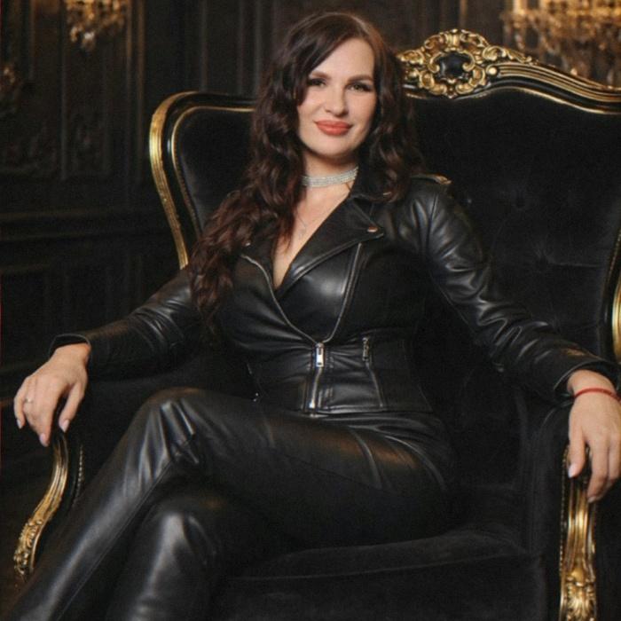 beautiful wife Karyna, 36 yrs.old from Kremenchug, Ukraine