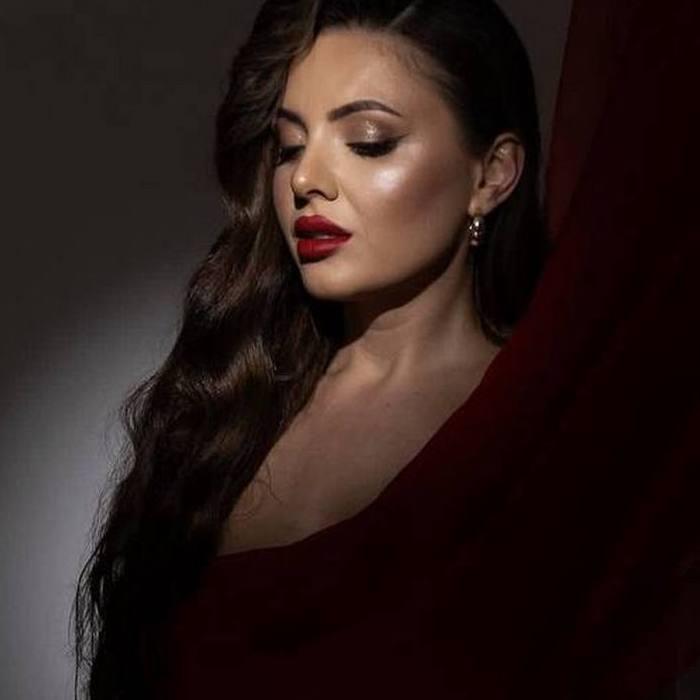 Charming miss Galina, 40 yrs.old from Lviv, Ukraine