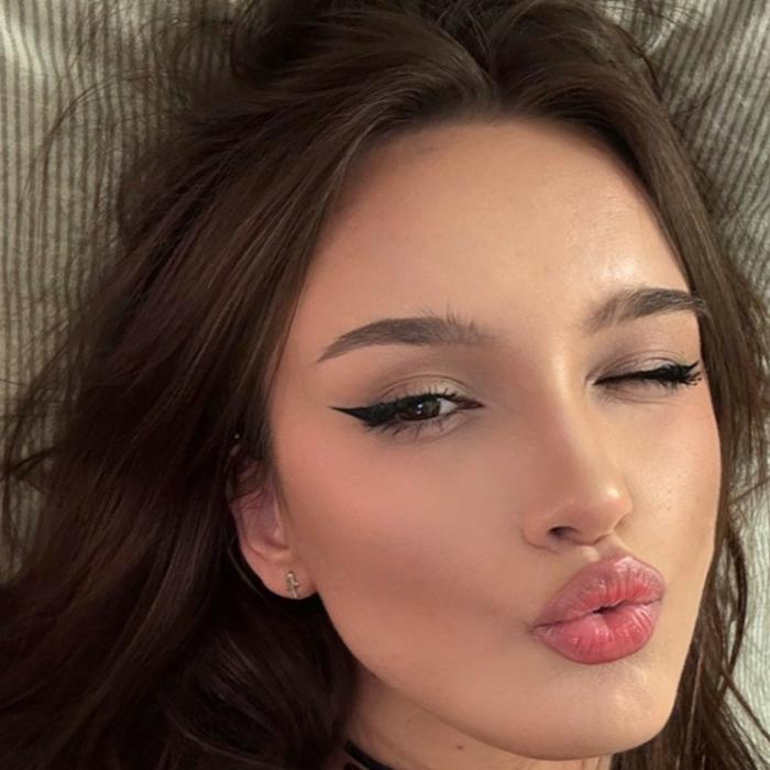 Sexy wife Christina, 21 yrs.old from Kharkiv, Ukraine