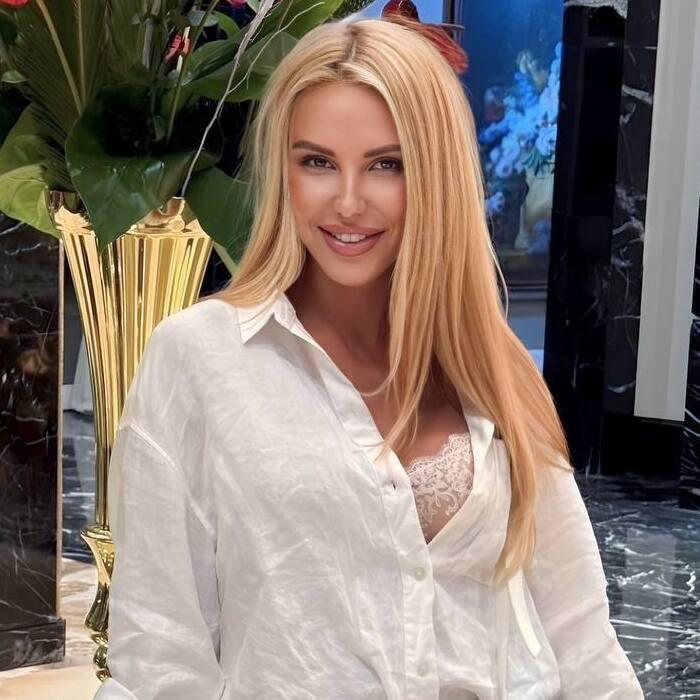 Sexy girlfriend Marina, 38 yrs.old from Kiev, Ukraine