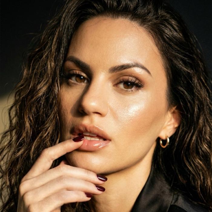 Nice pen pal Oksana, 38 yrs.old from Eastern Europe