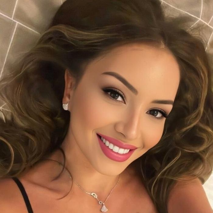 Hot wife Madina, 34 yrs.old from Almaty, Kazakhstan